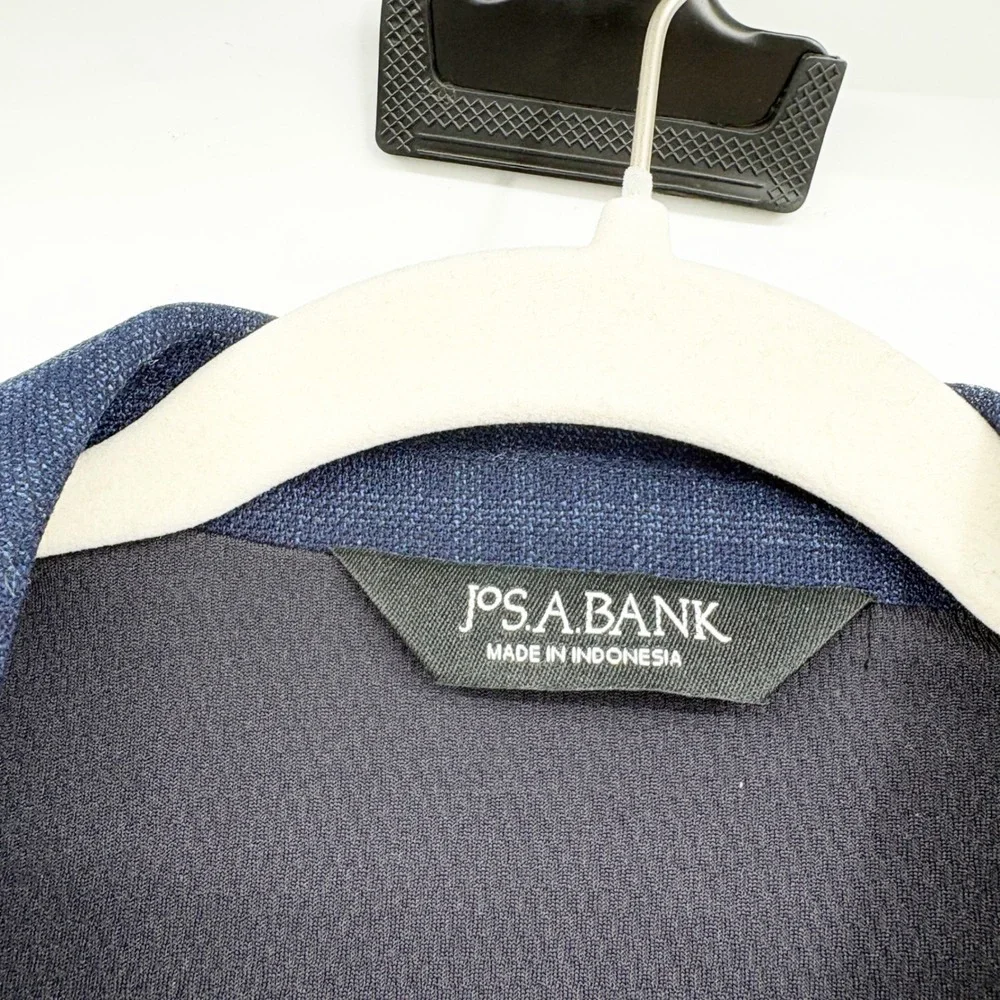 Jos. A. Bank Mens Traveler Travel Tech Blue Check Tailored Fit‎ Blazer 44 Long